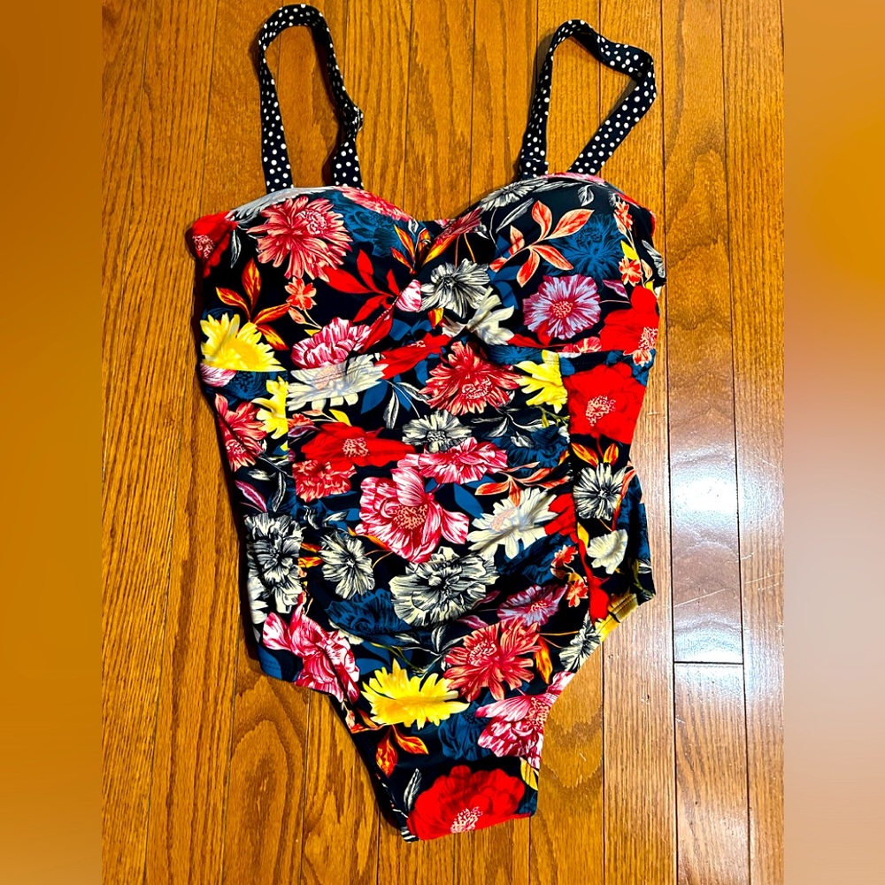 Bathing suit